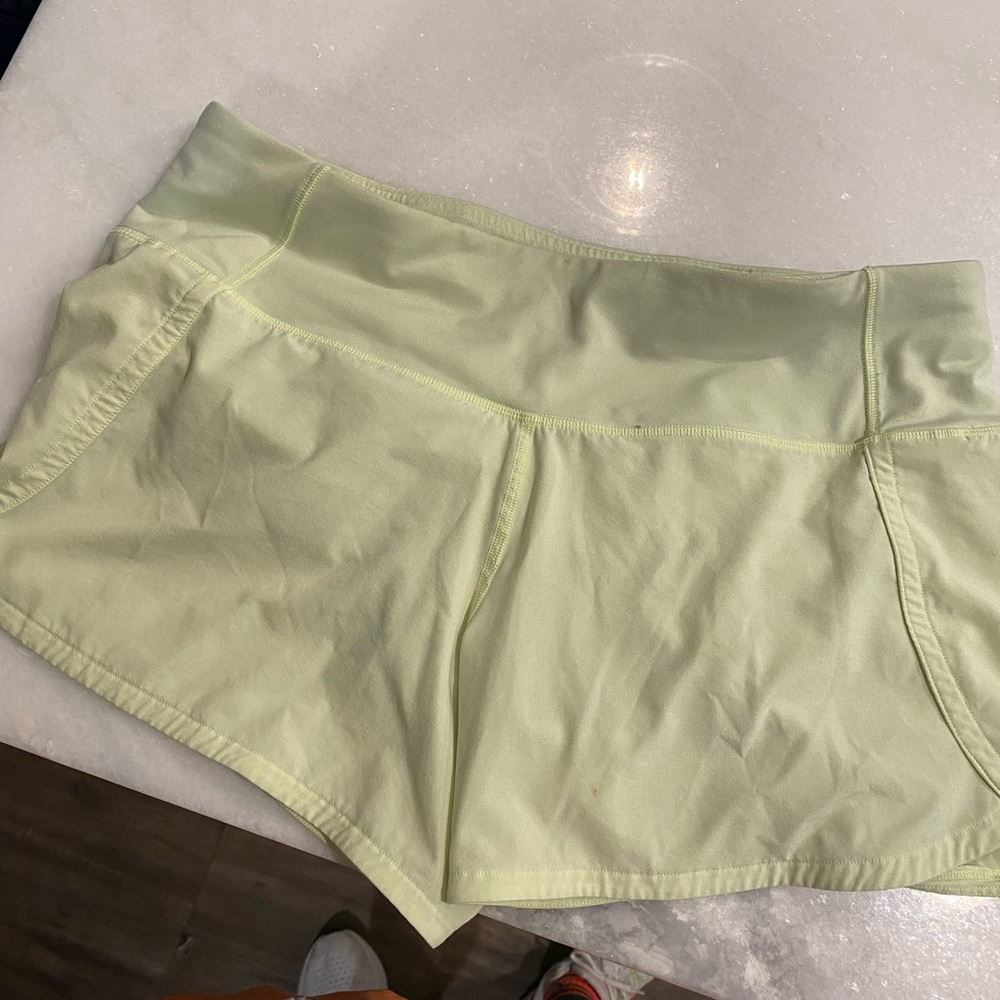 Lululemon lemon/lime shade shorts 4 inch